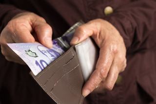 Resilient Cash in Canada