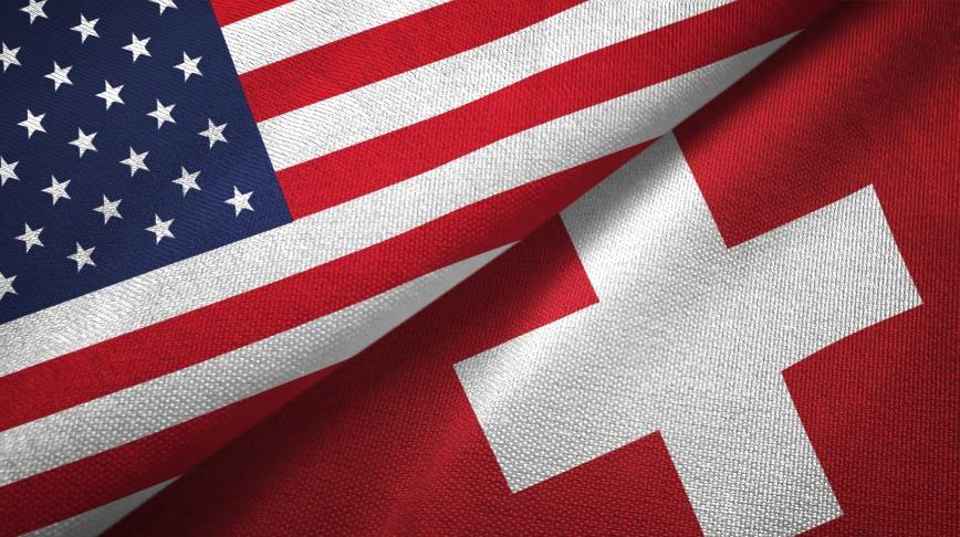 Cash Survey Results in Switzerland and the US
