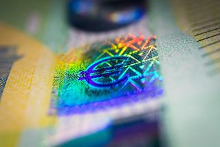 Holograms on the Euro – Series 2