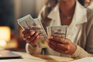 The Importance of Financial Literacy in Determining Cash Use