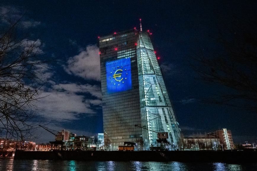 Celebrating 20 Years of the Euro, and Record Lows for Counterfeiting