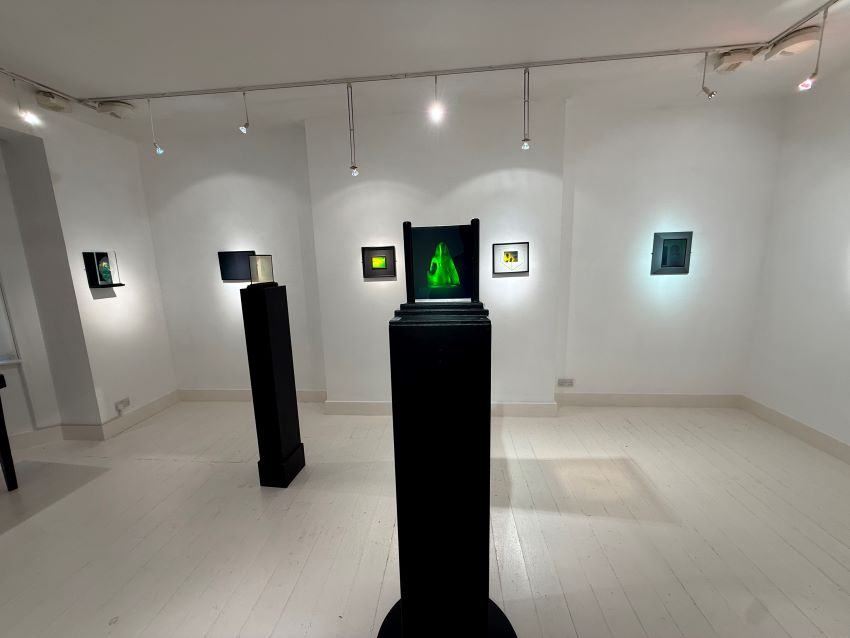 Holography Exhibitions from the 1980s to Gallery 286