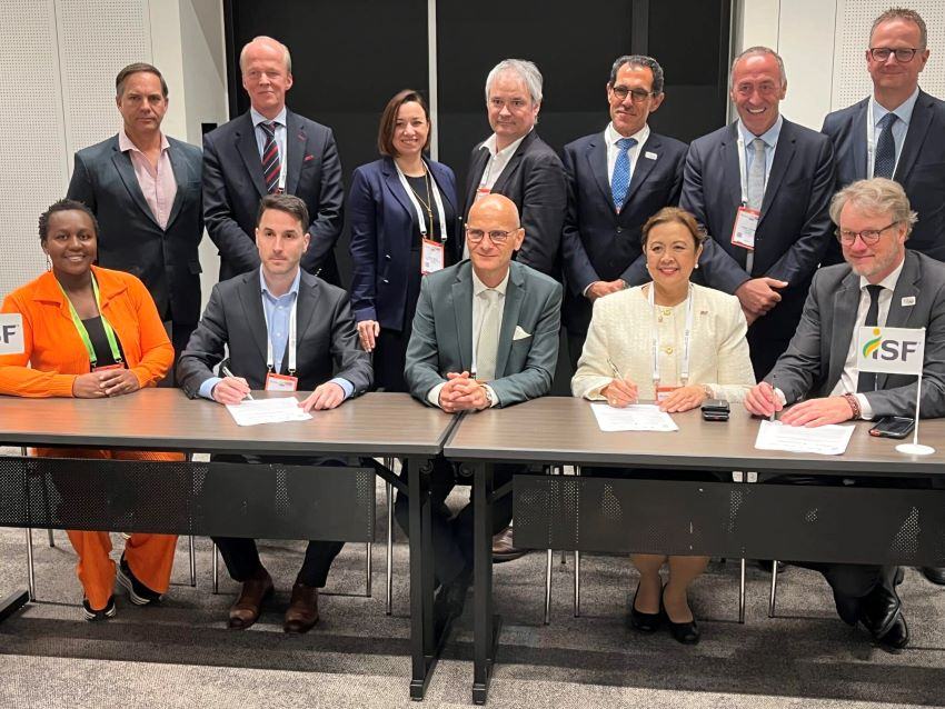 ISF Signs Agreement to Fight Illegal Seed Practices