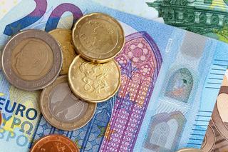 Reinventing Banknotes to Empower Young Learners Around the World