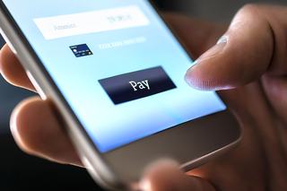 Central Banks and Payments