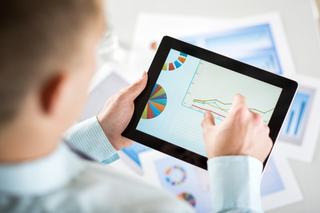 Modelling Future Cash Transaction Volumes