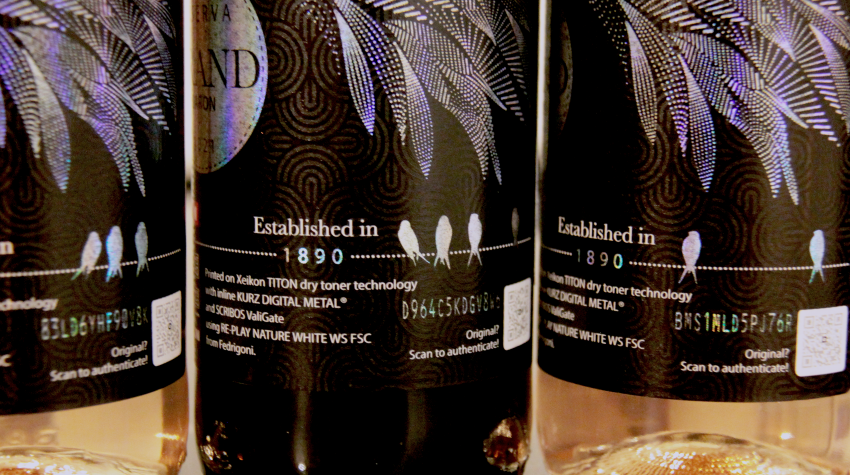 Digital Printing, Metallisation, Interactivity… All in One Pass