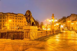 Bulgaria Delays Euro Entry, Agrees on Coins