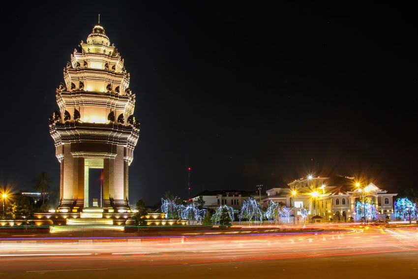 Currency Complexity in Cambodia: Cash and Bakong, Riel and Dollar