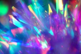 Photonic Crystals in Anticounterfeiting