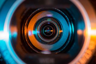 Oberthur Buys Into Micro-Optics