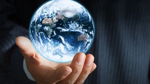 Cash Around the World: Declining Use, Enduring Importance