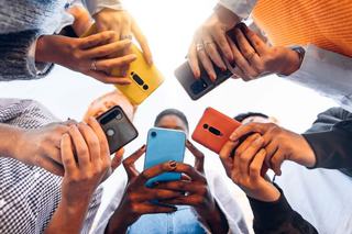 You Wouldn’t Wait 10 Years for Your Phone to Fix Itself – Would You?