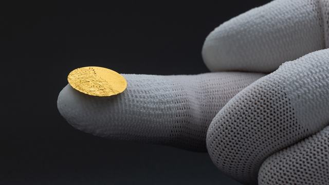 Czech Mint Unveils THINCUSE™ Technology