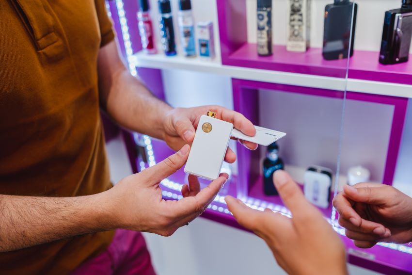UK to Implement Duty Stamps on Vapes... But Not Track and Trace